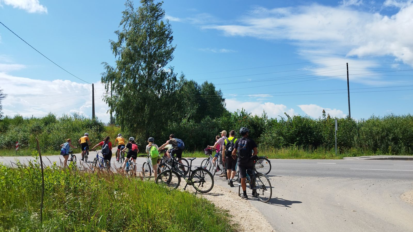 Velobrauciens pa Suntažu apkārtni